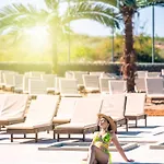 Palms Хотел Китен