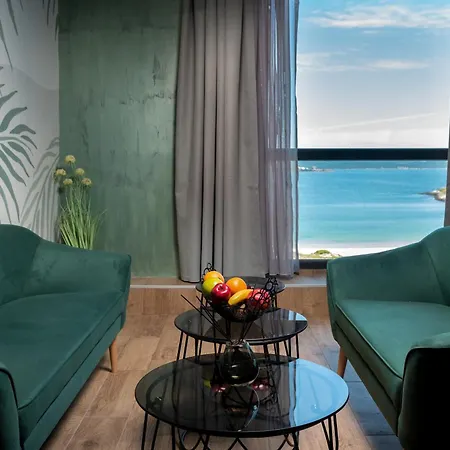 Palms 4*